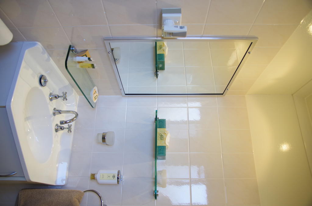 Stannum Lodge Motor Inn Stanthorpe Room photo