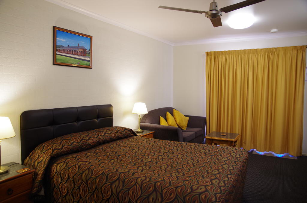 Stannum Lodge Motor Inn Stanthorpe Room photo