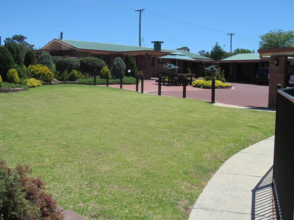 Stannum Lodge Motor Inn Stanthorpe Exterior photo